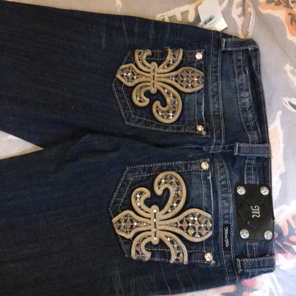 MISS ME DEVINE FLEUR DE LIS EMBELLISHED BOOT CUT